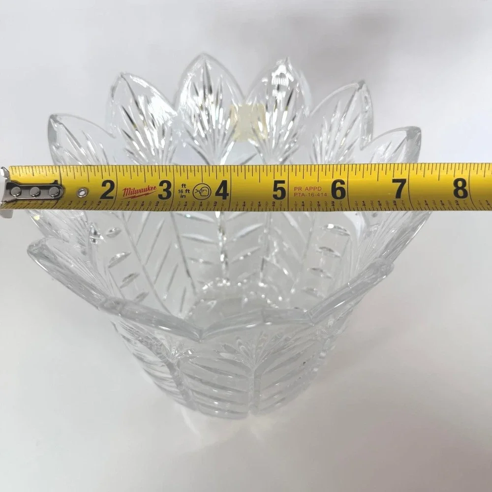 Fifth Avenue Crystal Vase Poland Tulip Flower Petal Design‎ Heavy Glass Decor